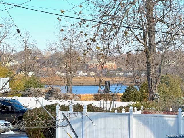 #19 photo, 40-22 223rd Street, Bayside , NY 11361