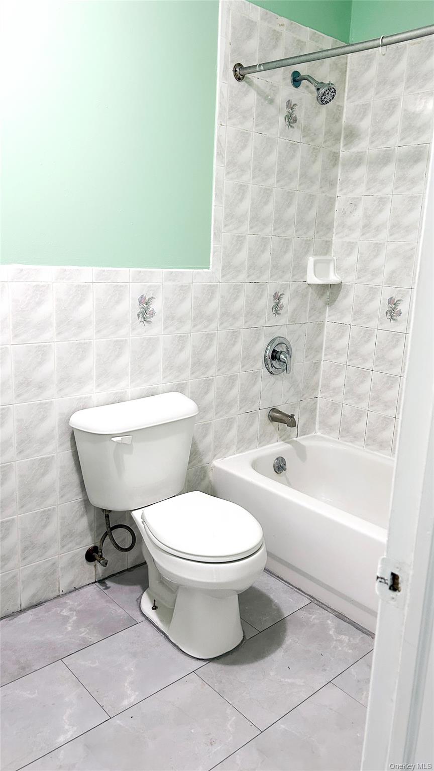 #12 photo, 9326 197th Street, 皇后區 Hollis , NY 11423