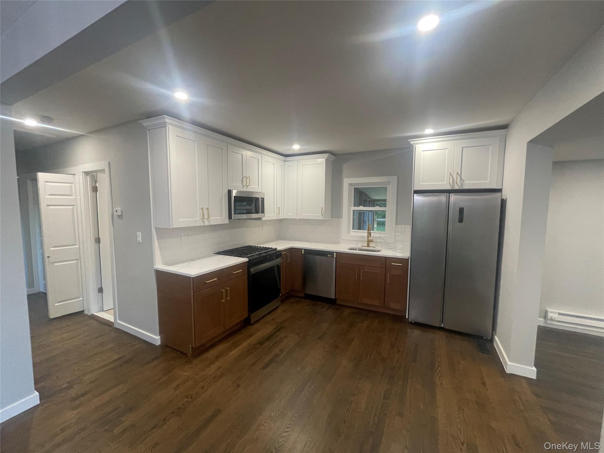 #13 photo, 33 Mailler Avenue, Cornwall , NY 12518