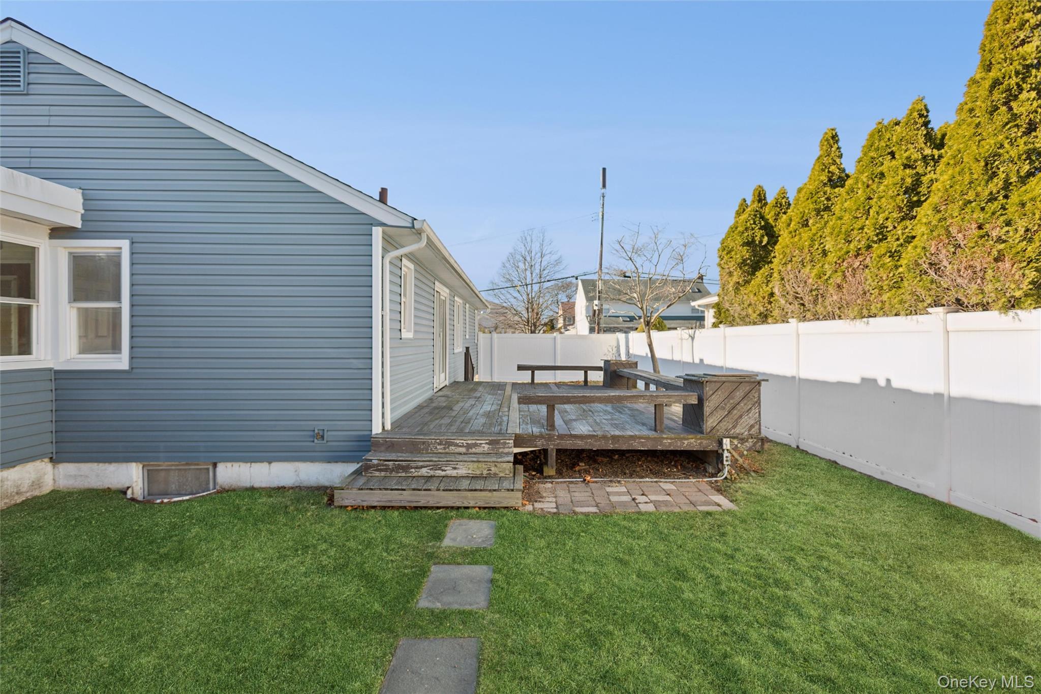 #5 photo, 1871 Relyea Drive, Merrick , NY 11566