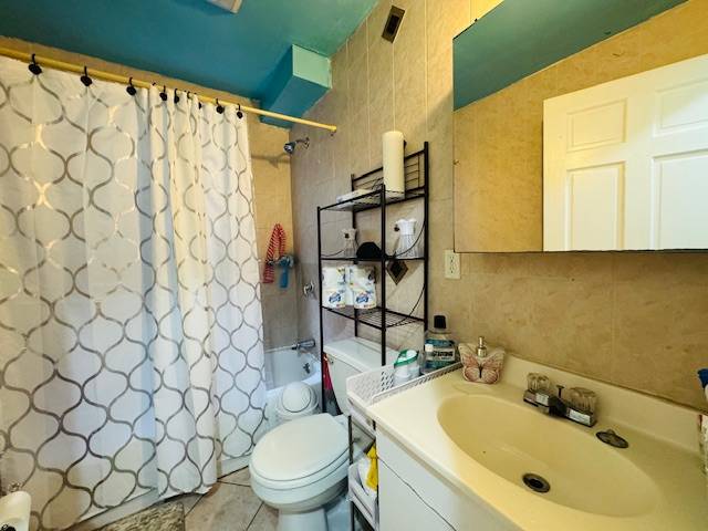 #15 photo, 86-66 Midland Parkway, 뉴욕퀸즈 Jamaica Estates , NY 11432