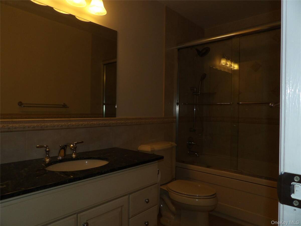 #15 photo, 26 Greenmeadow Drive, Babylon , NY 11702