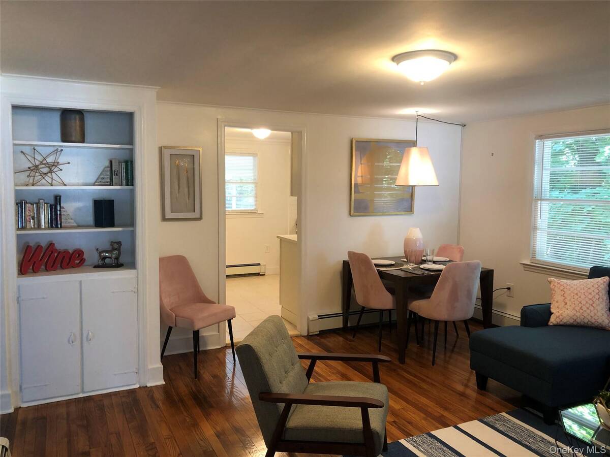 #3 photo, 69 Hill Drive, 롱 아일랜드 Riverhead , NY 11901