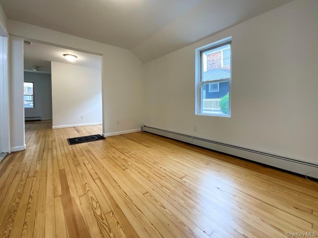 #3 photo, 308 East Avenue, Riverhead , NY 11901