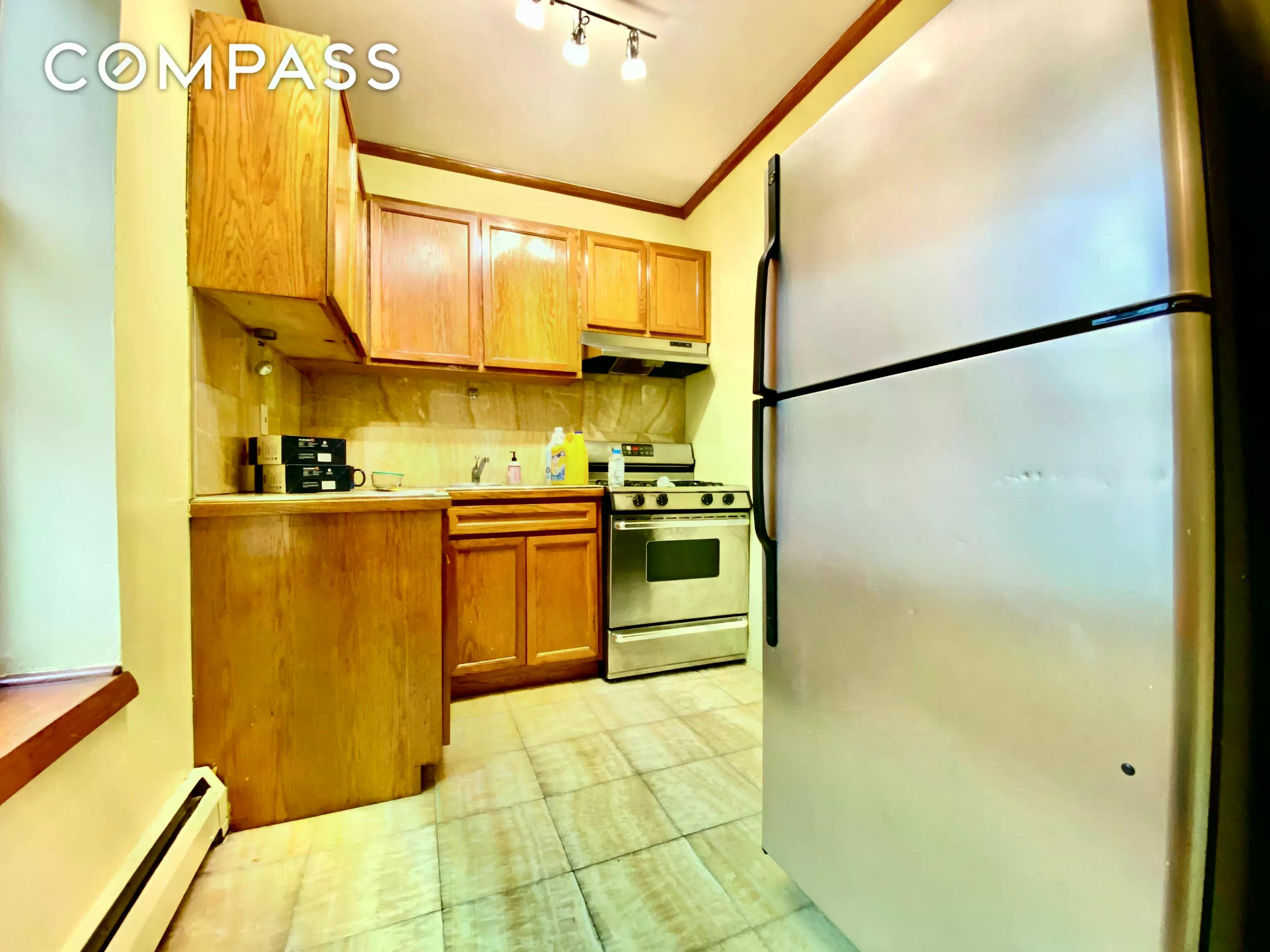 #4 photo, Brooklyn, ब्रुकलीन Crown Heights , NY 11238