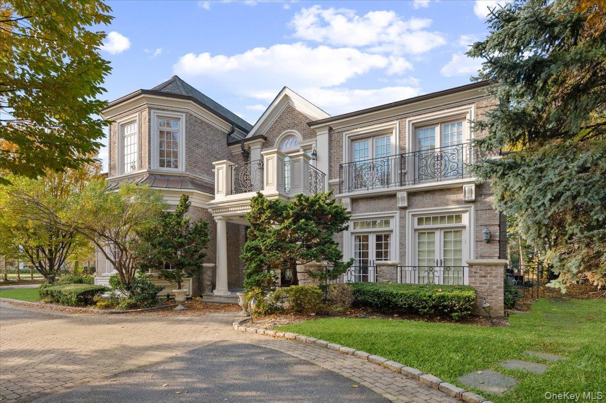 #1 photo, 24 Beechwood Drive, Lawrence , NY 11559