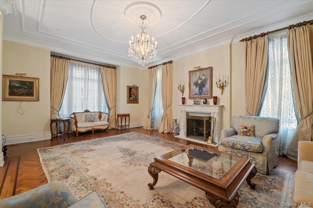 #13 photo, 24 Beechwood Drive, Lawrence , NY 11559