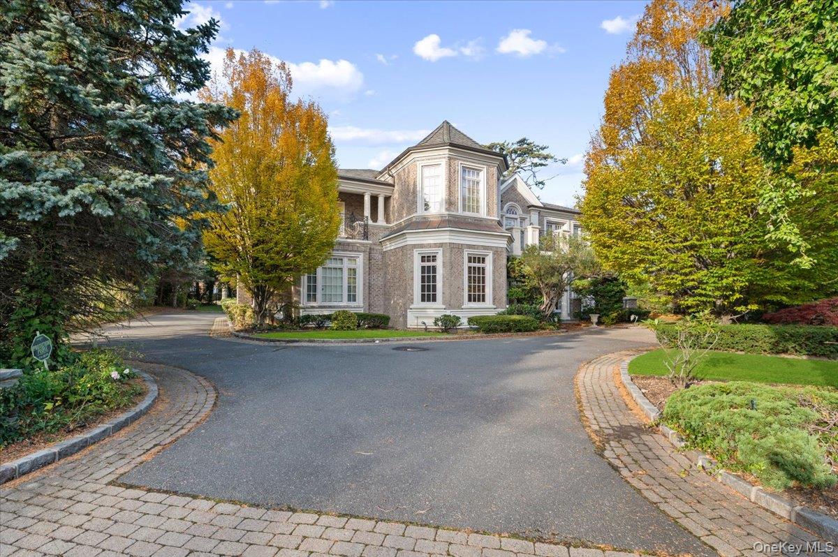 #2 photo, 24 Beechwood Drive, Lawrence , NY 11559