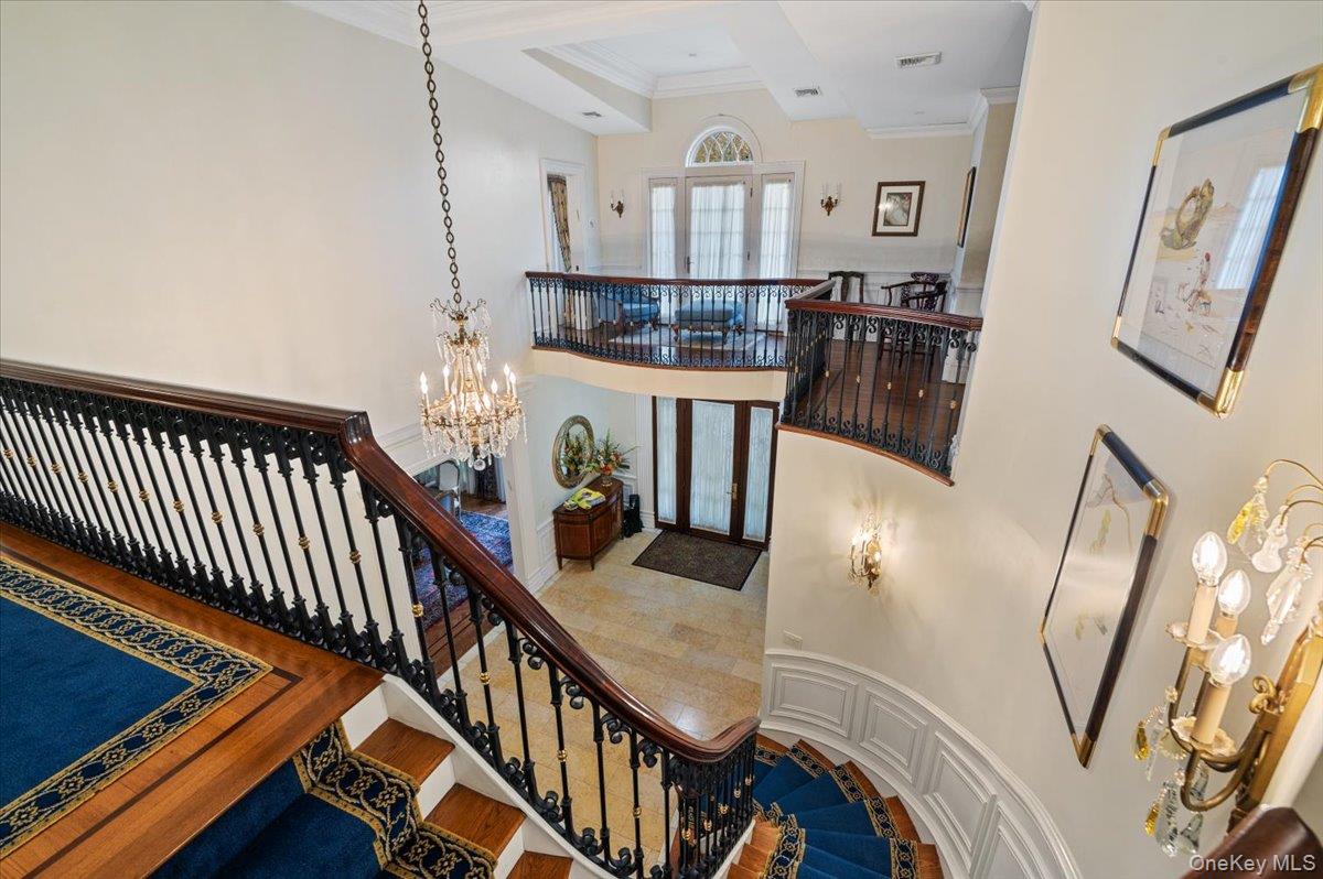 #20 photo, 24 Beechwood Drive, Lawrence , NY 11559