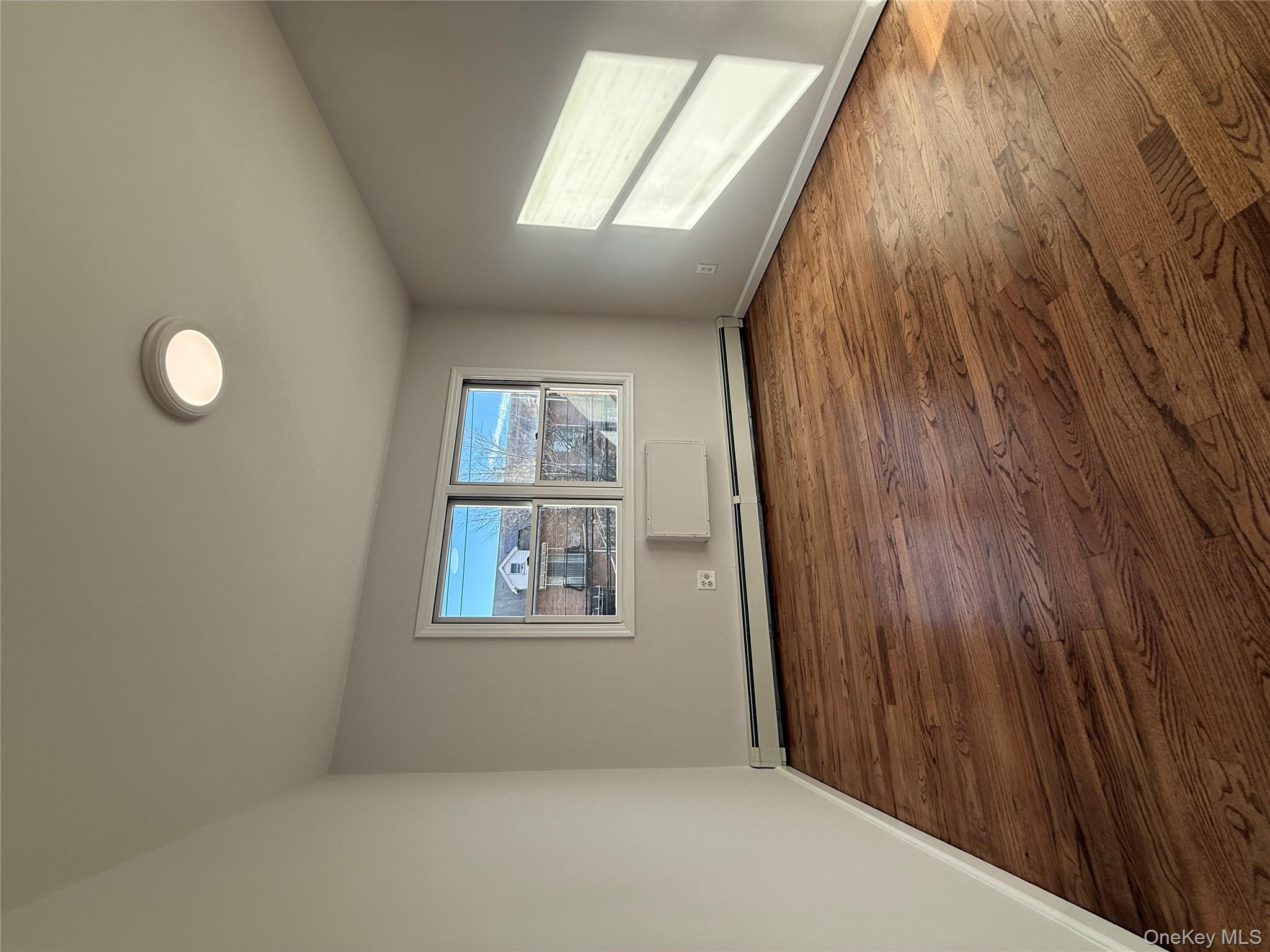 #10 photo, 13009 58th Road, Куинс ‖ Flushing , NY 11355