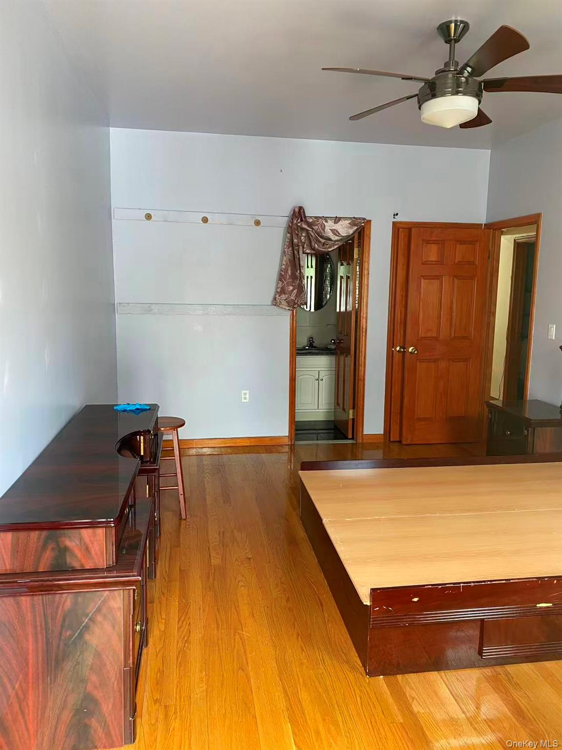 #4 photo, 14244 56th Road, Flushing , NY 11355