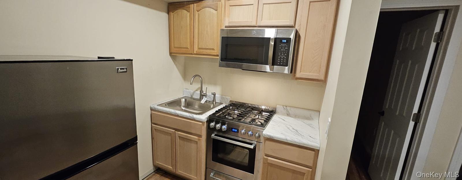 #9 photo, 20 Courtney Place, Yonkers , NY 10704