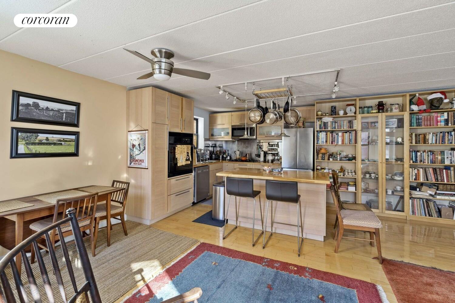 #3 photo, Brooklyn, 브루클린 Fort Greene , NY 11238