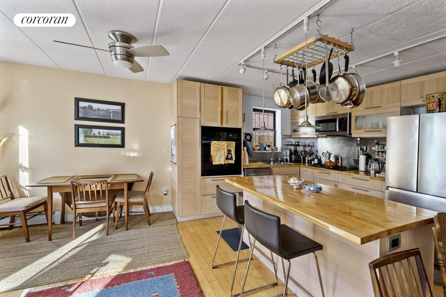 #4 photo, Brooklyn, 브루클린 Fort Greene , NY 11238