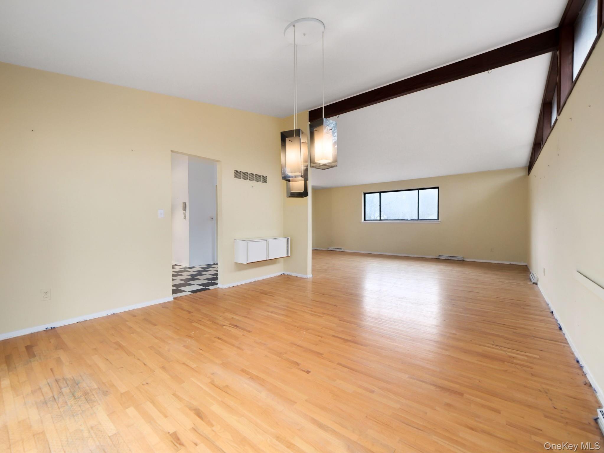 #10 photo, 6 Pennington Way, Spring Valley , NY 10977