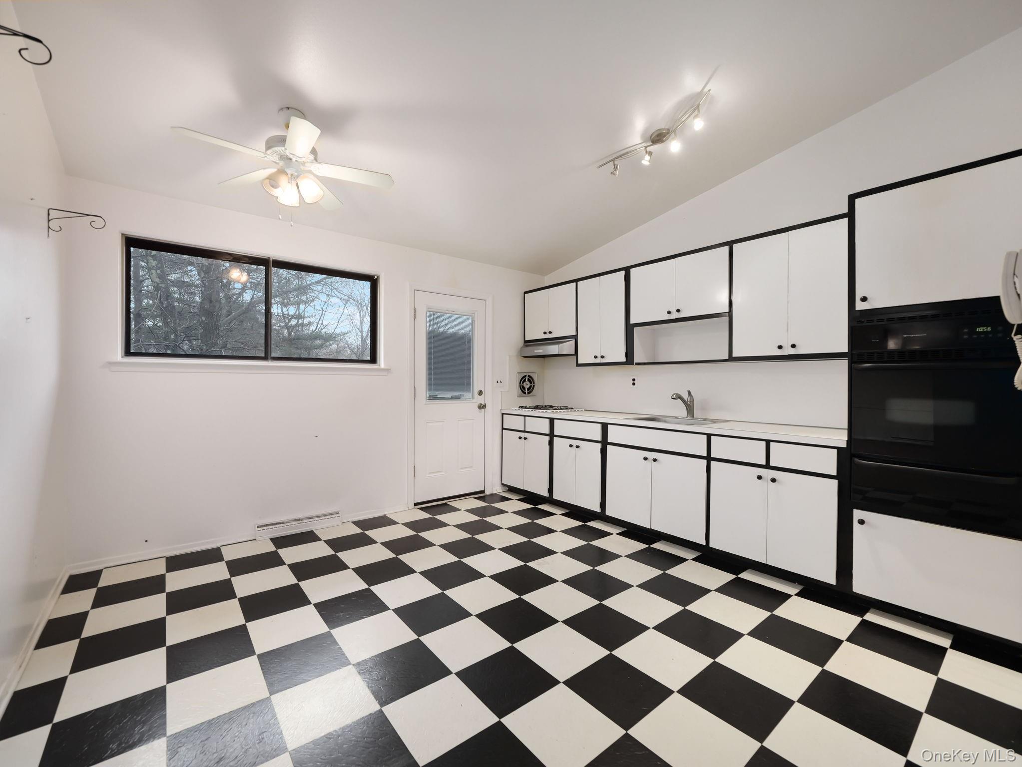 #11 photo, 6 Pennington Way, Spring Valley , NY 10977