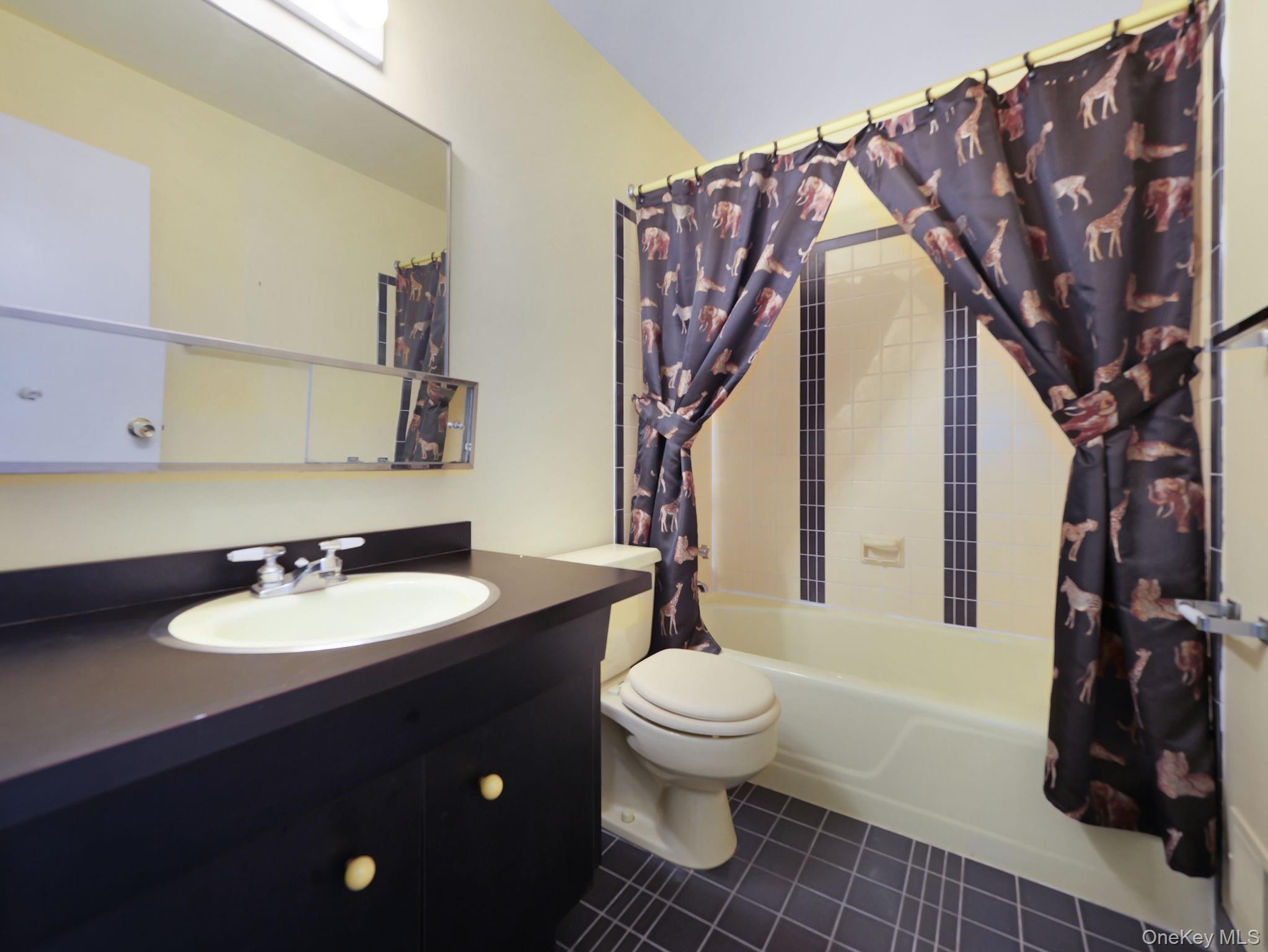 #20 photo, 6 Pennington Way, Spring Valley , NY 10977