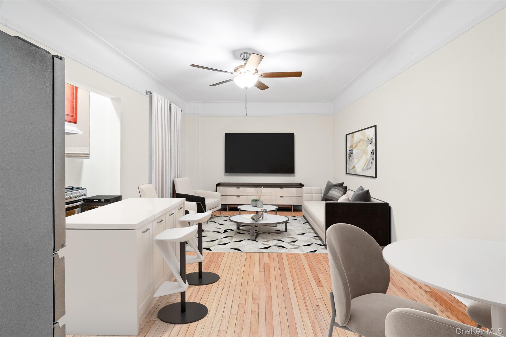 #1 photo, 11007 73rd Road, कुईंस Forest Hills , NY 11375