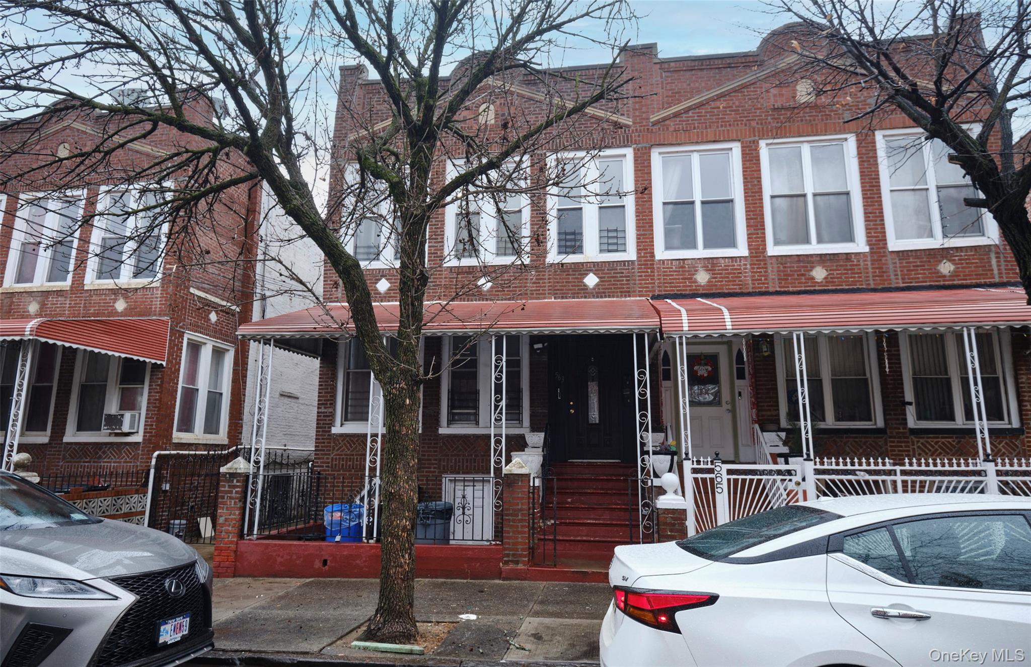 #1 photo, 563 Miller Avenue, ब्रुकलीन Brooklyn , NY 11207