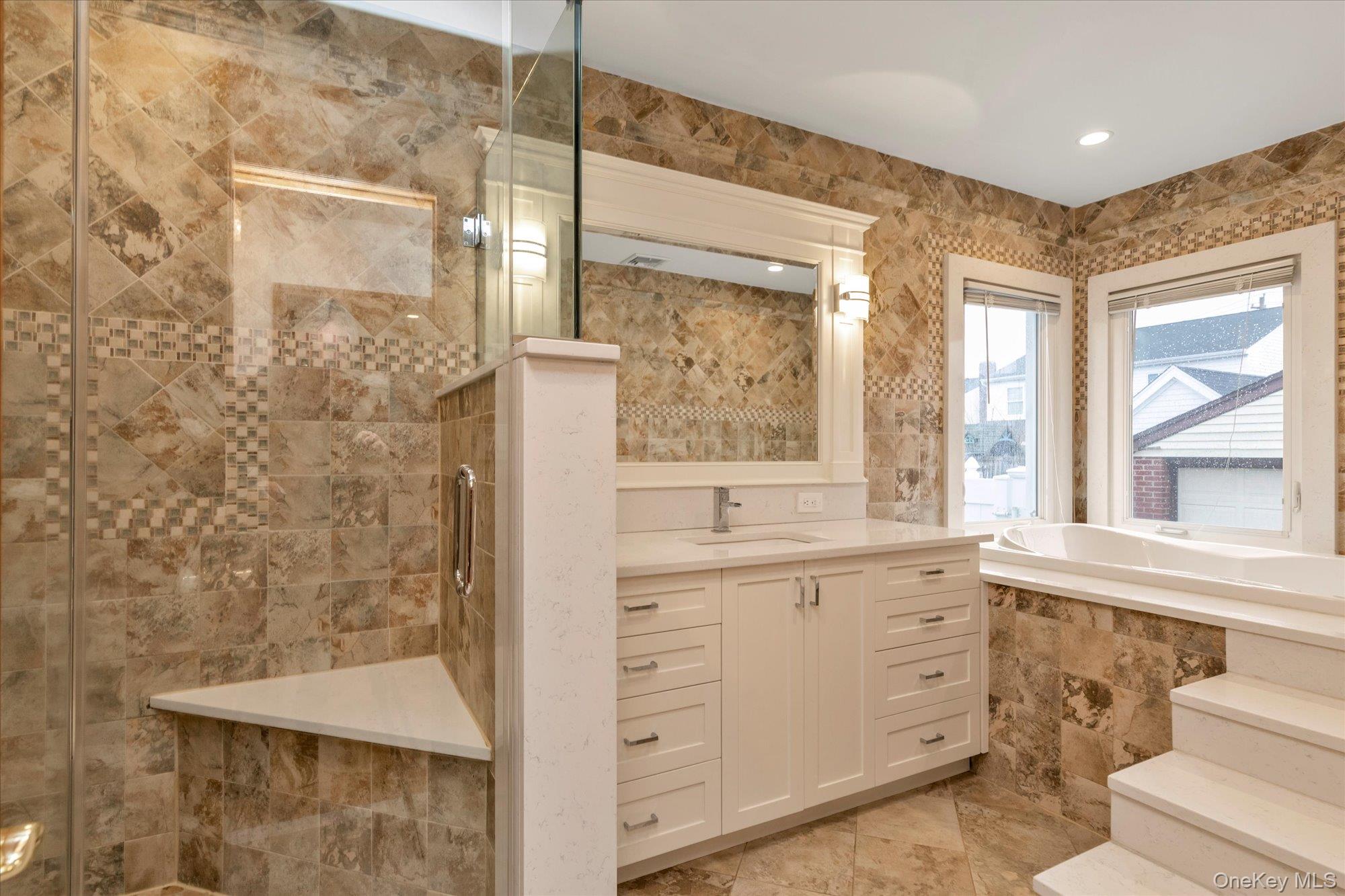 #8 photo, 203 Pershing Parkway, 長島 Mineola , NY 11501