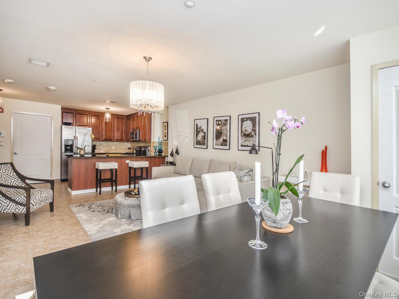 #9 photo, 200 Carney Street, מחוז נסאו Glen Cove , NY 11542