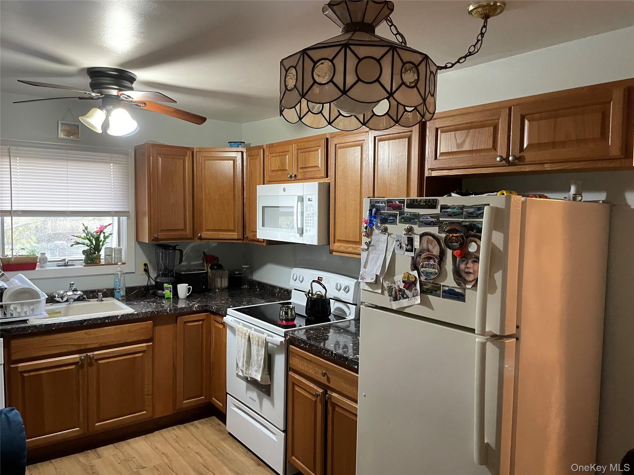 #3 photo, 484unitB Moriches Middle Road, Manorville , NY 11949