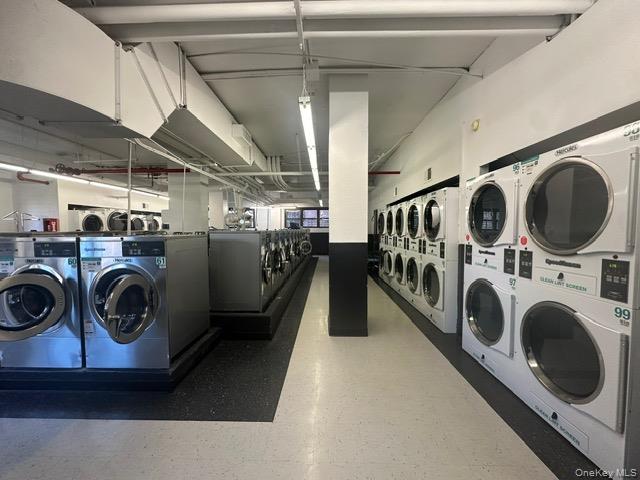 #15 photo, 385 Grand Street, New York (Manhattan) , NY 10002