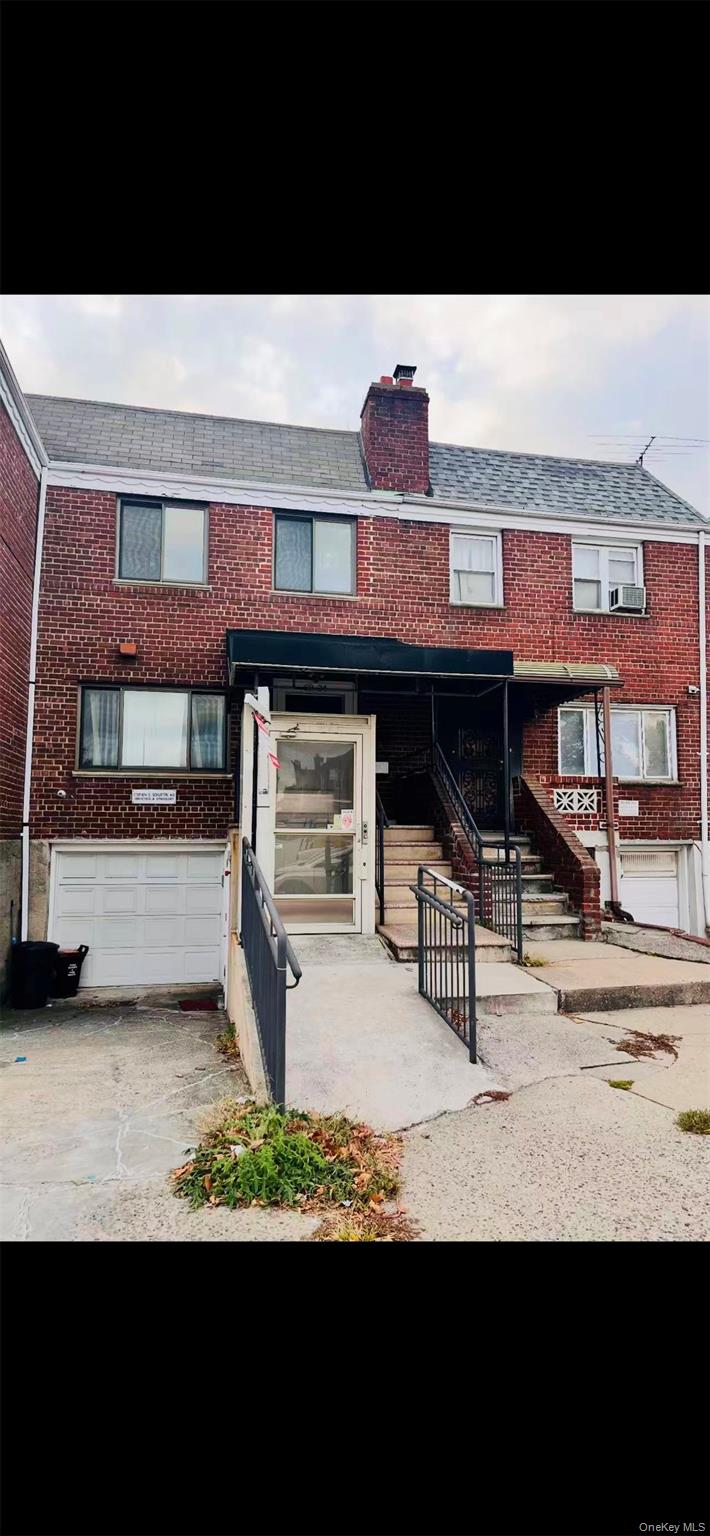 #3 photo, 58-34 Main Street, Flushing , NY 11355