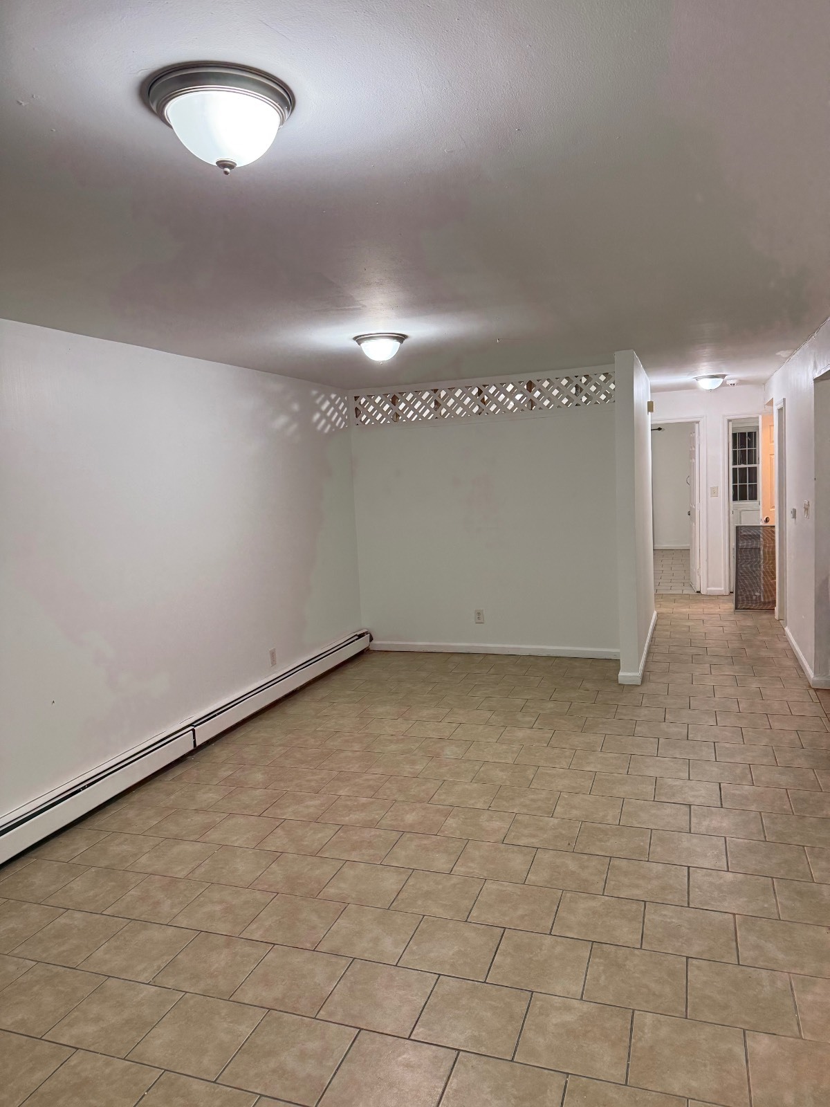 #4 photo, 14XX Hicks Street, הברונקס Williamsbridge , NY 10469