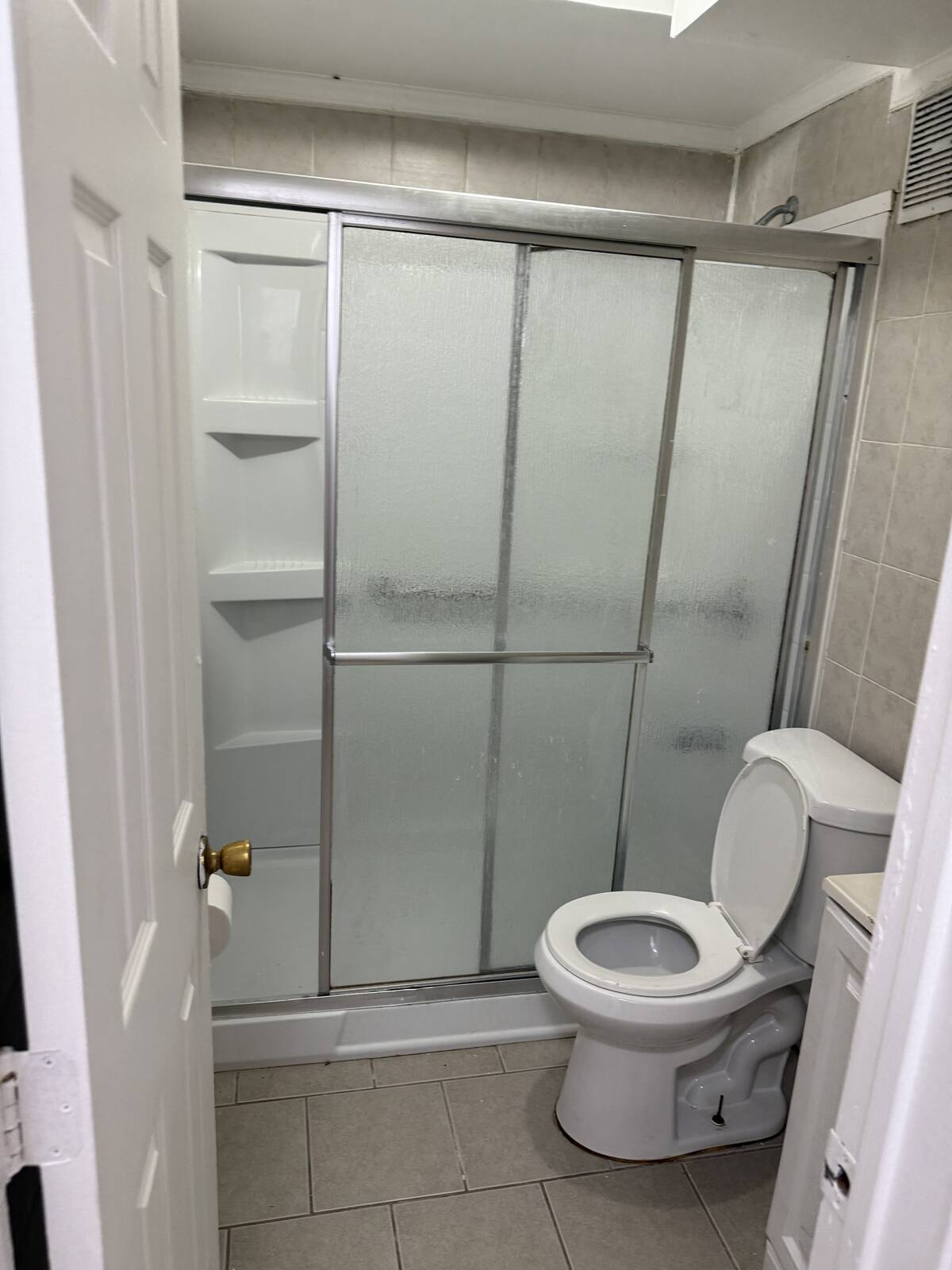 #9 photo, 14XX Hicks Street, הברונקס Williamsbridge , NY 10469