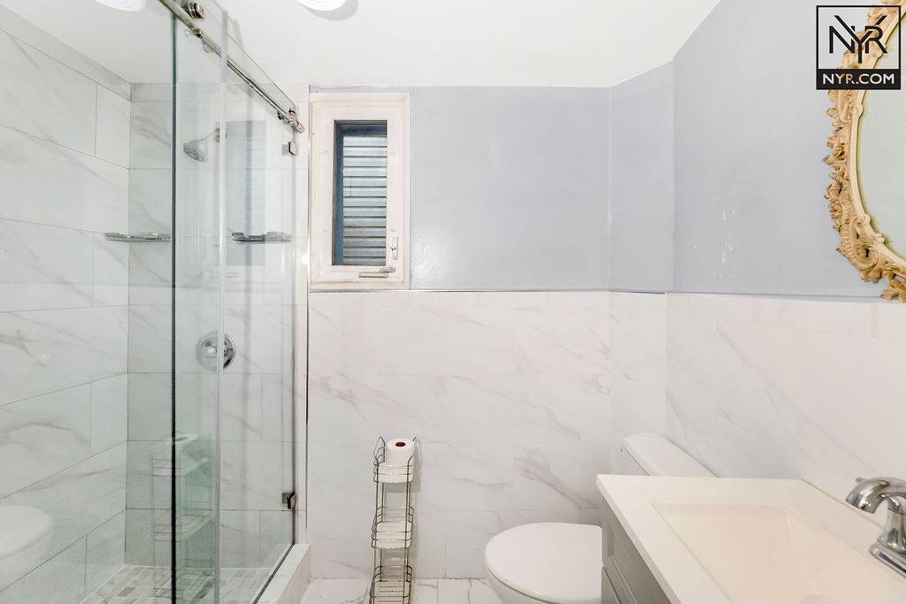 #21 photo, 25-59 31st street, Astoria , NY 11102