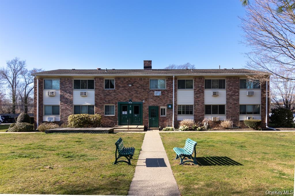 #10 photo, 2449 Union Boulevard, Islip , NY 11751