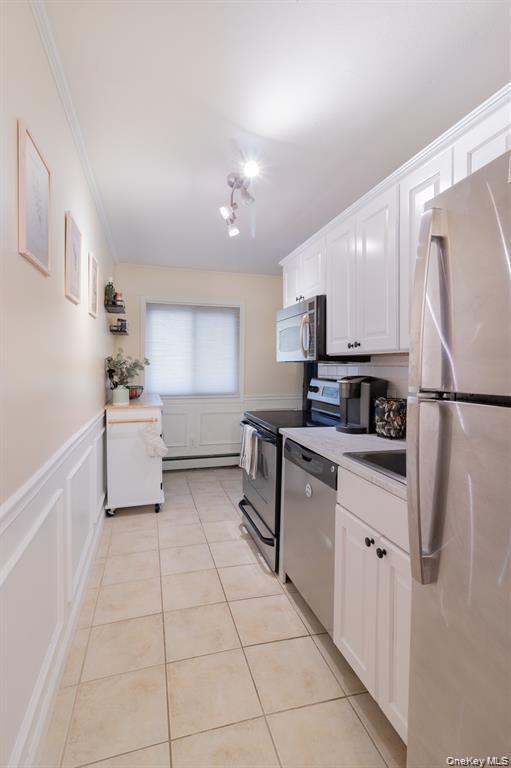 #4 photo, 2449 Union Boulevard, Islip , NY 11751