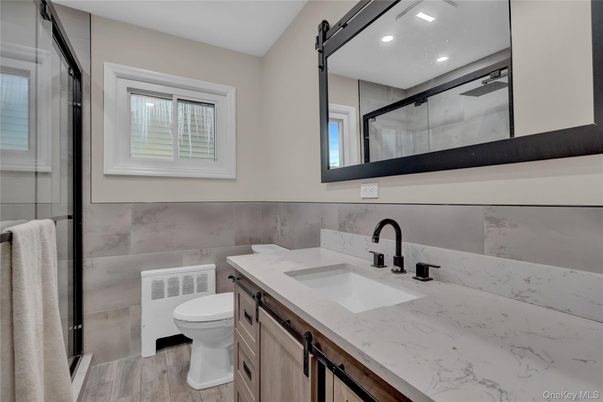 #15 photo, 199 August Road, North Babylon , NY 11703