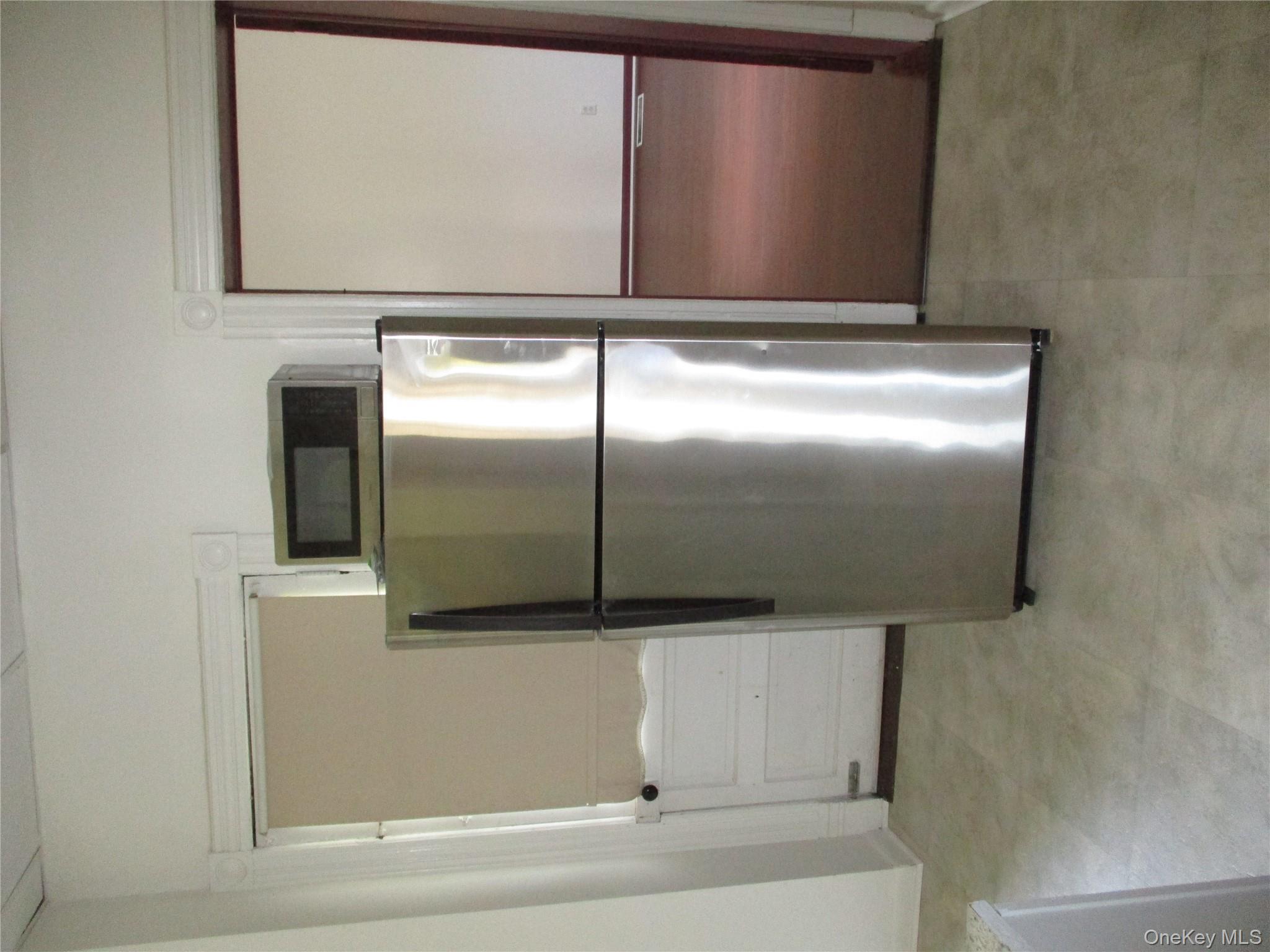 #12 photo, 33 Bayview Terrace, Newburgh , NY 12550