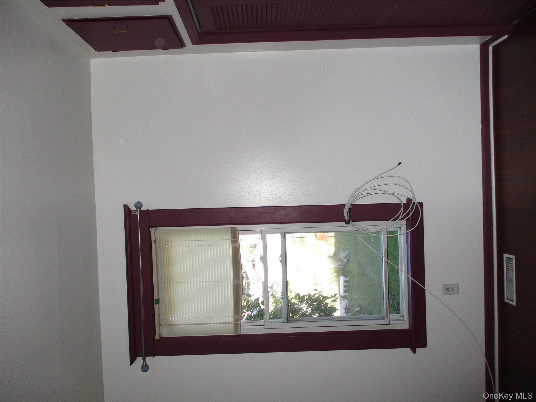 #14 photo, 33 Bayview Terrace, Newburgh , NY 12550