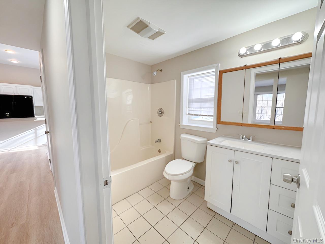 #11 photo, 3 Glade Road, Poughkeepsie , NY 12601