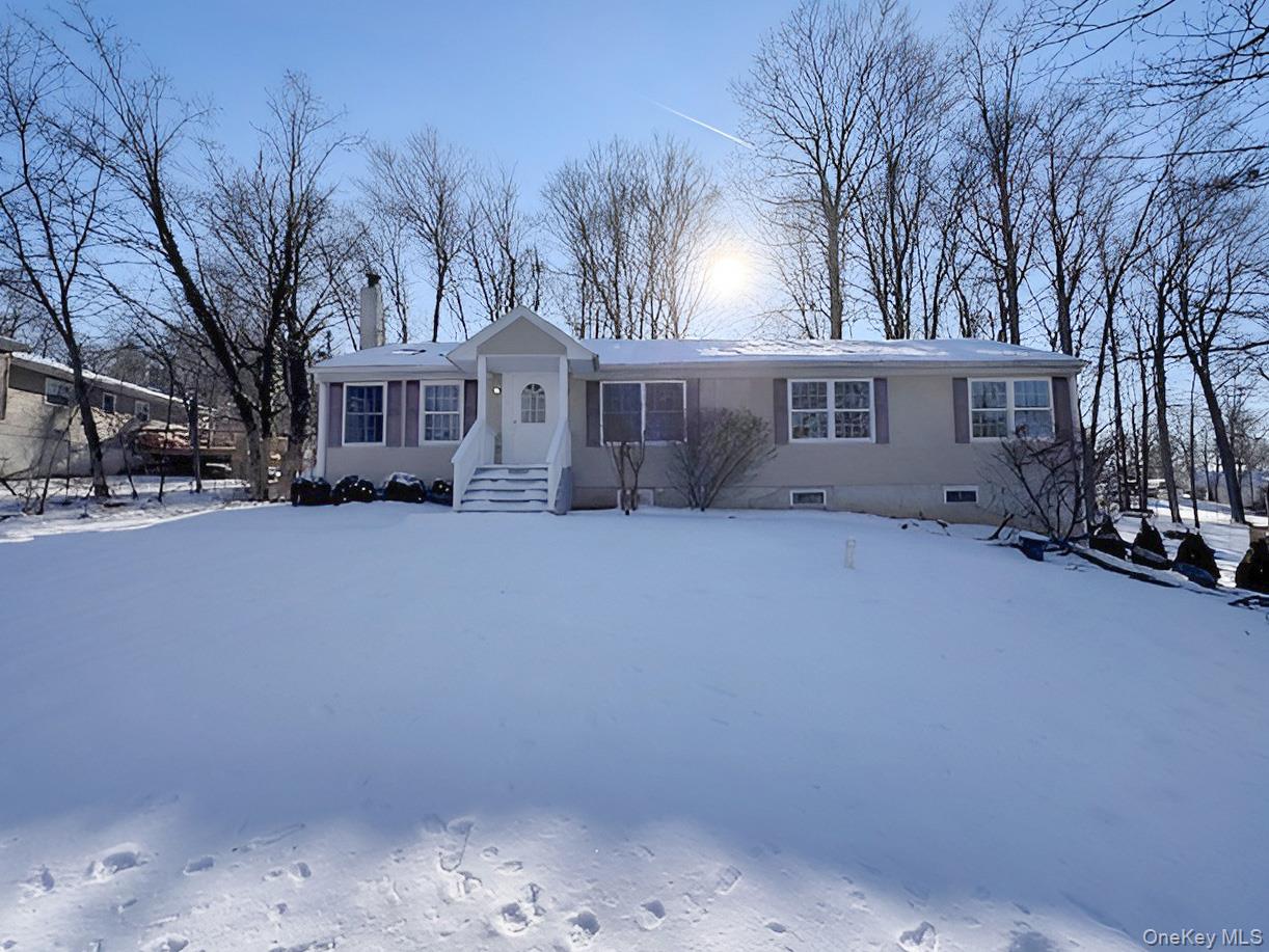 #2 photo, 3 Glade Road, Poughkeepsie , NY 12601