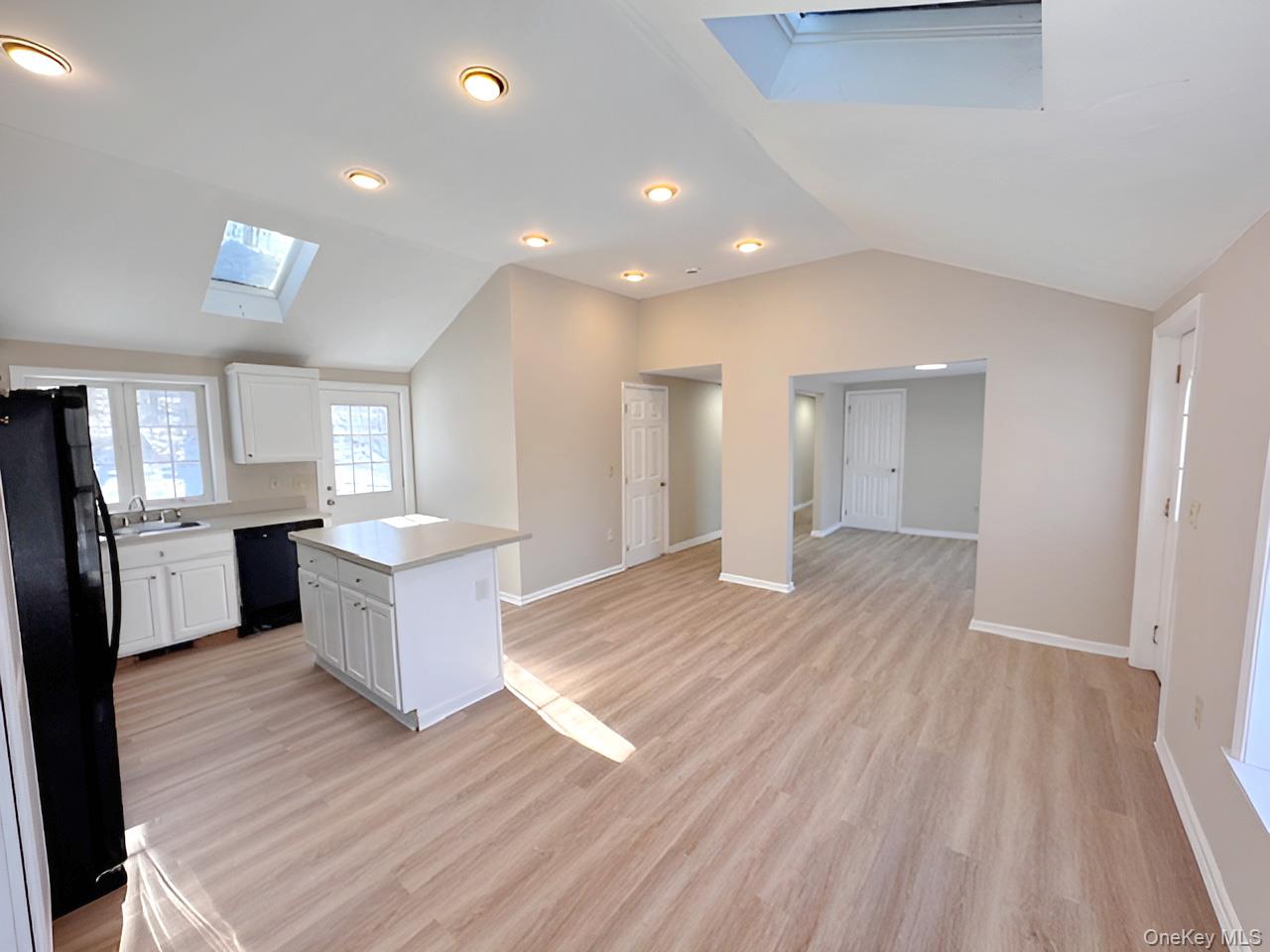 #6 photo, 3 Glade Road, Poughkeepsie , NY 12601