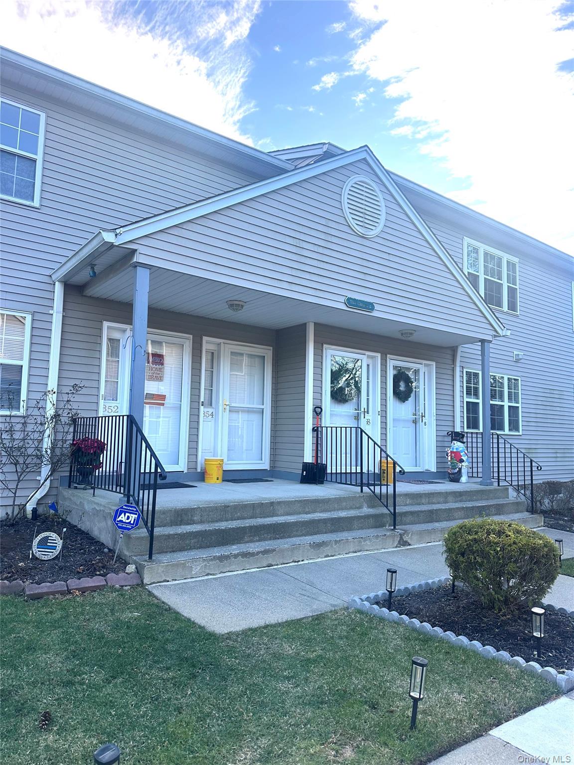 #15 photo, 854 E Crooked Hill Road, Pearl River , NY 10965