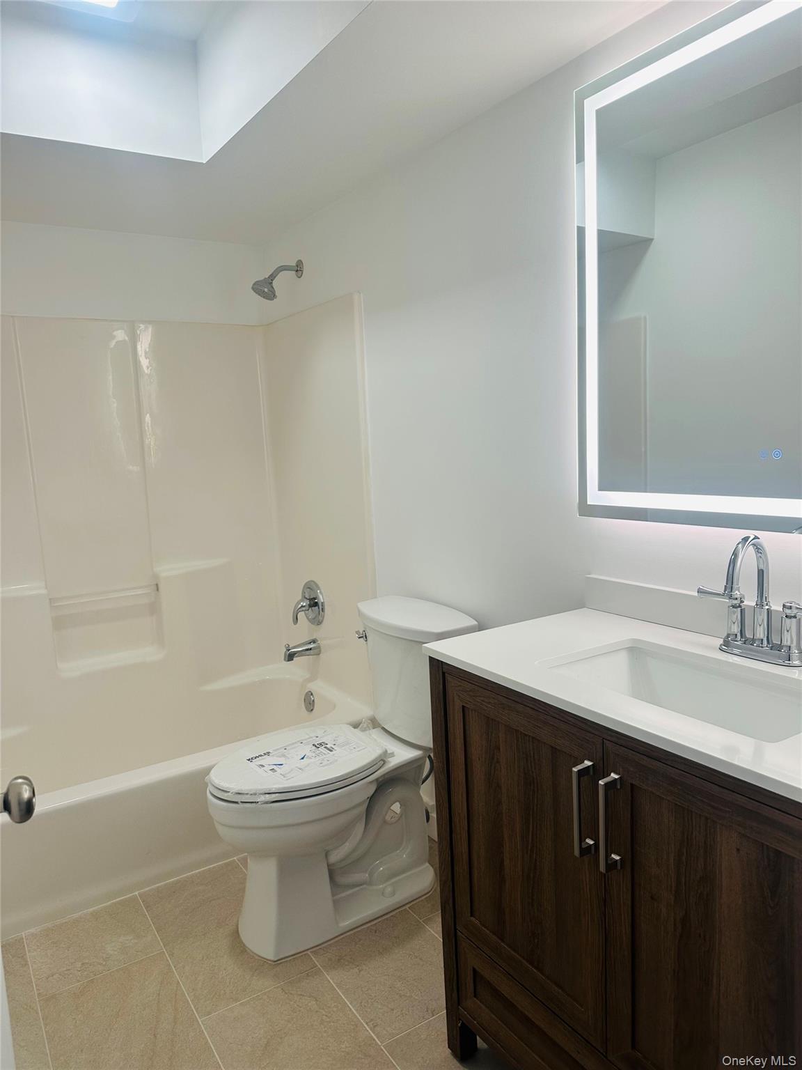 #2 photo, 854 E Crooked Hill Road, Pearl River , NY 10965