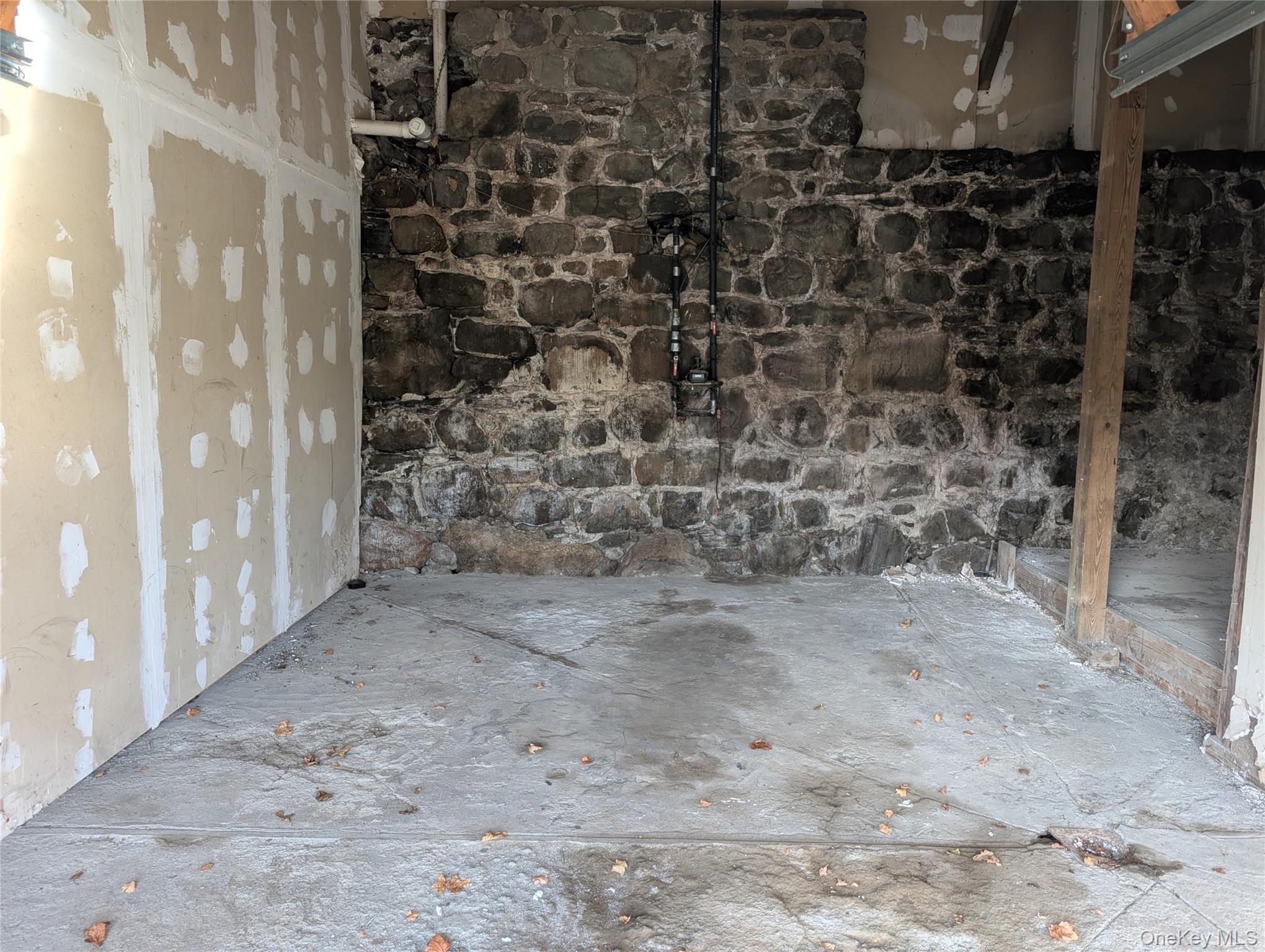 #20 photo, 12 Railroad Avenue, Chester , NY 10918