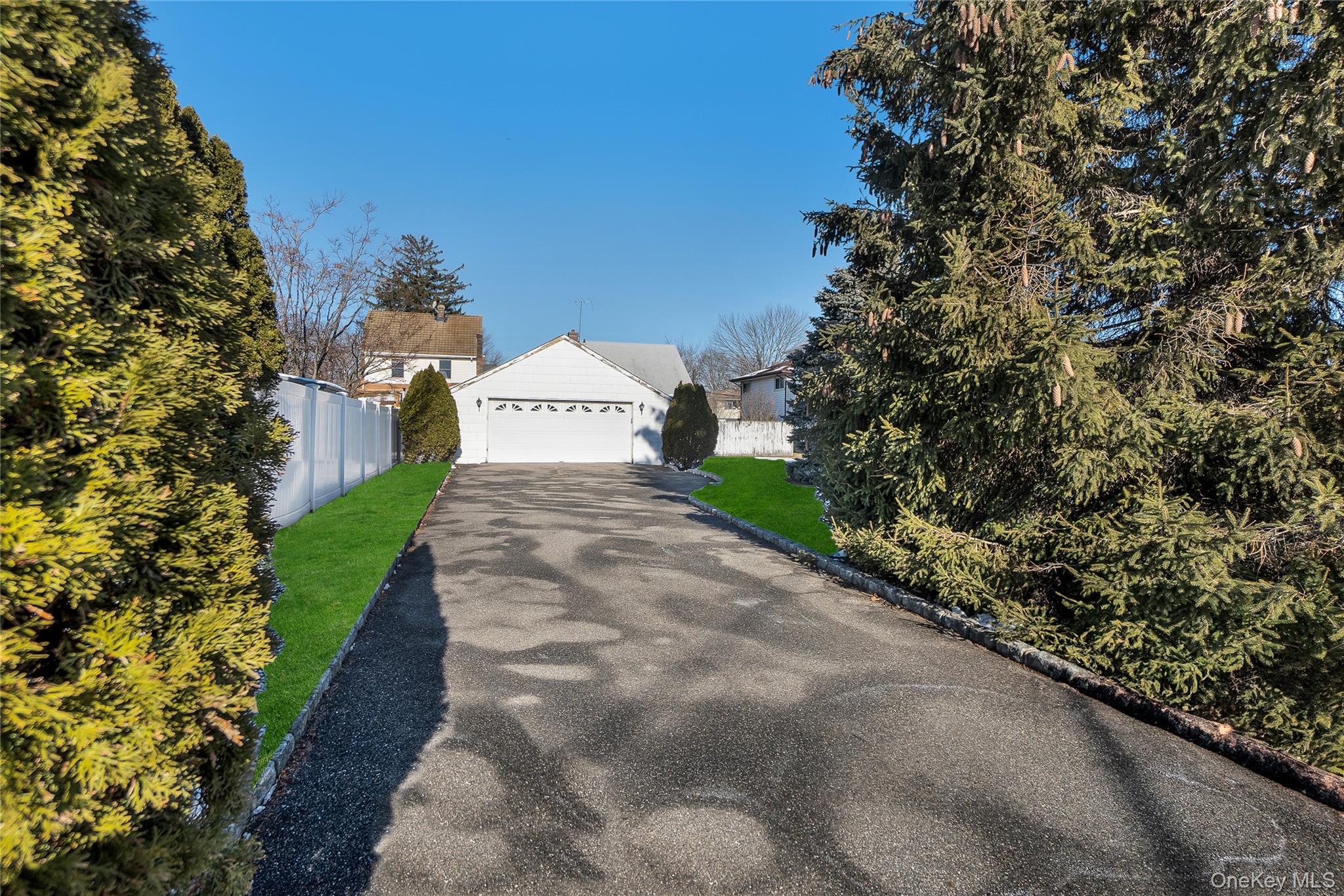 #15 photo, 212 Newbridge Road, Levittown , NY 11801