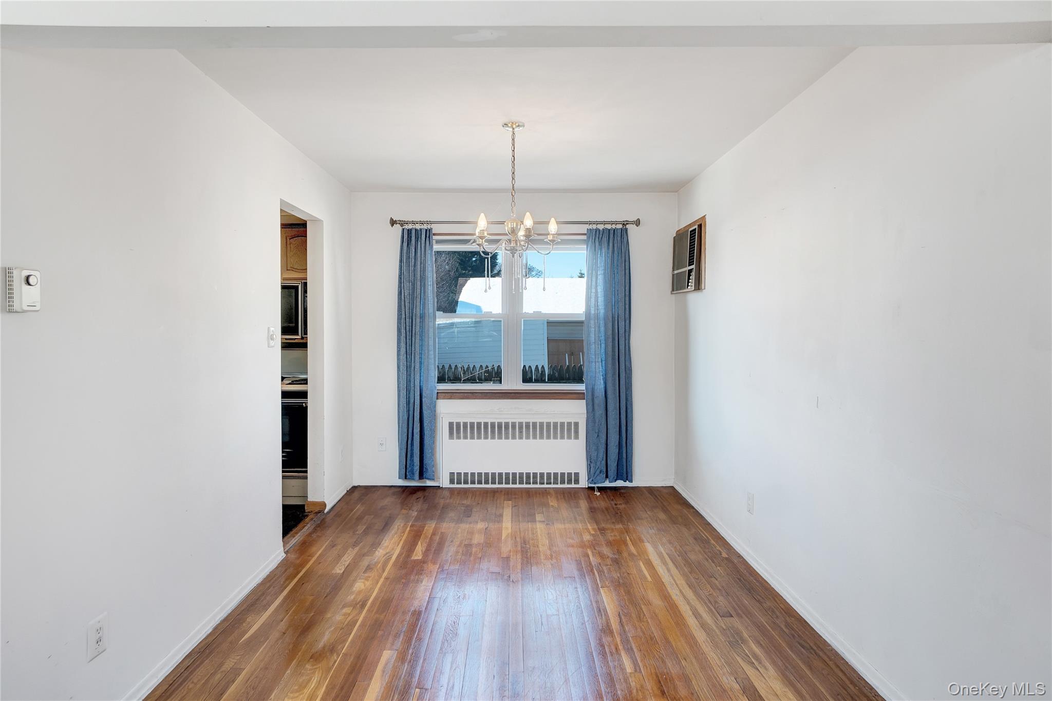 #5 photo, 212 Newbridge Road, Levittown , NY 11801