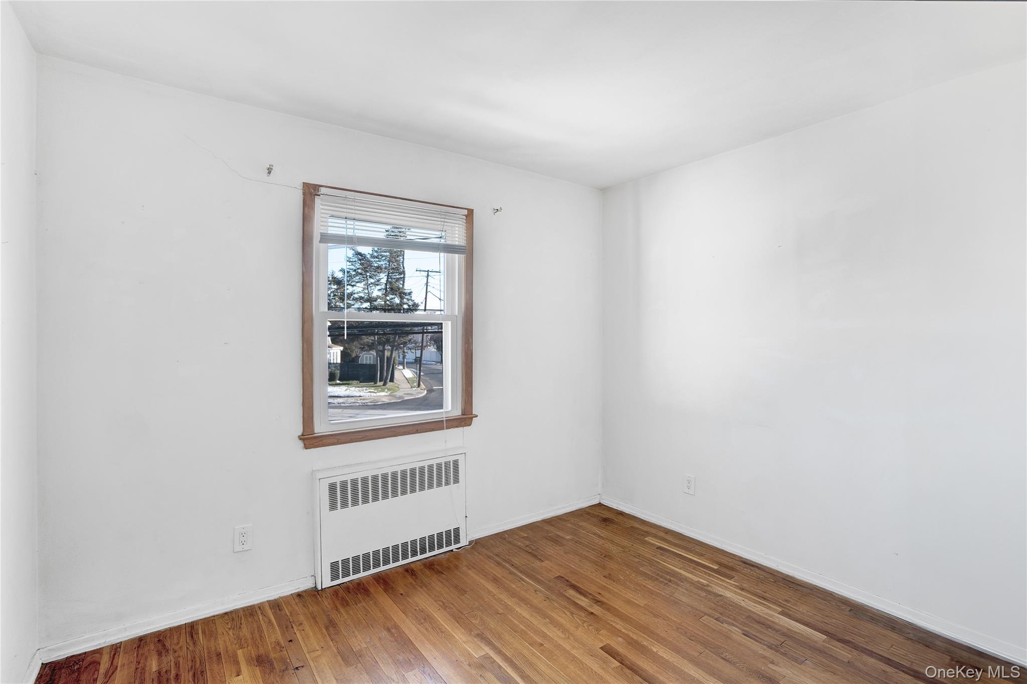 #9 photo, 212 Newbridge Road, Levittown , NY 11801