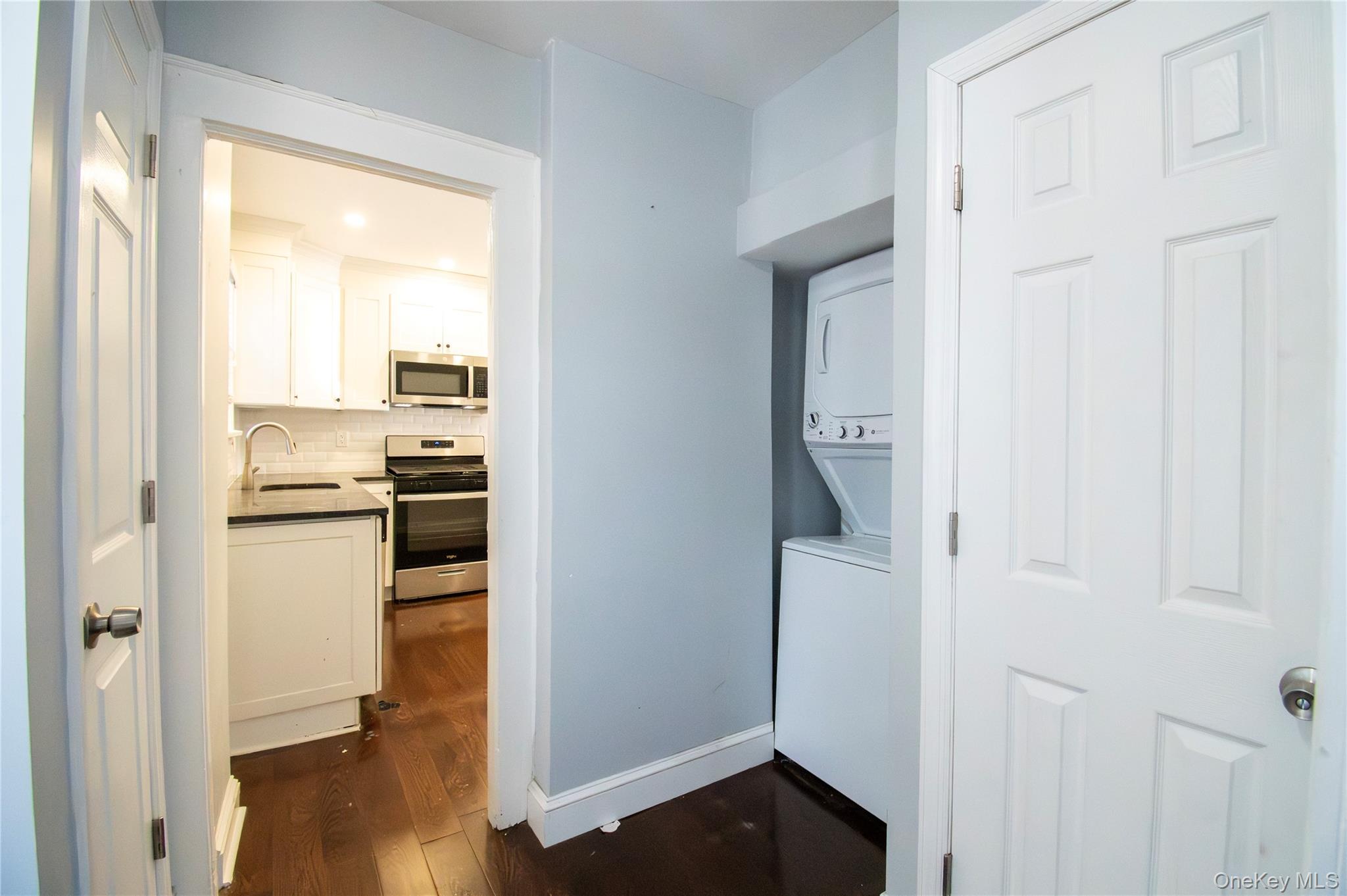 #20 photo, 25 Hillside Avenue, Rockville Centre , NY 11570