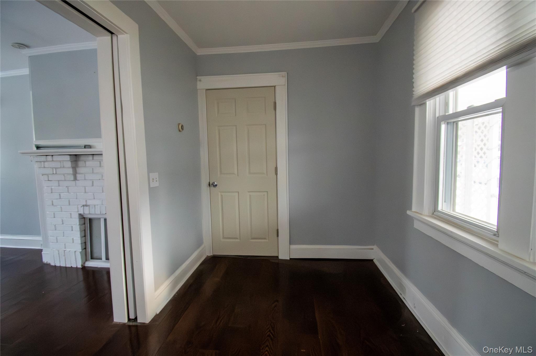 #3 photo, 25 Hillside Avenue, Rockville Centre , NY 11570