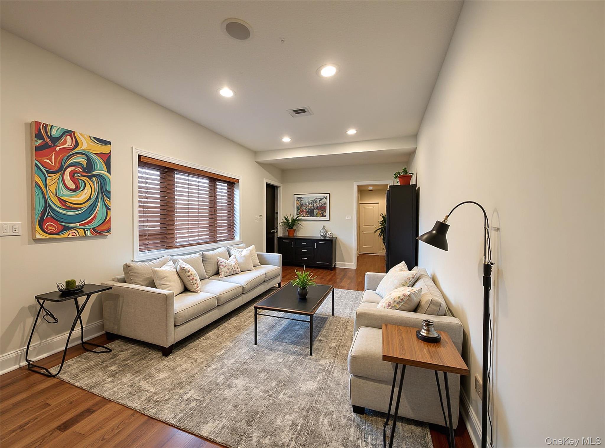 #16 photo, 84-80 161 Street, Jamaica Hills , NY 11432