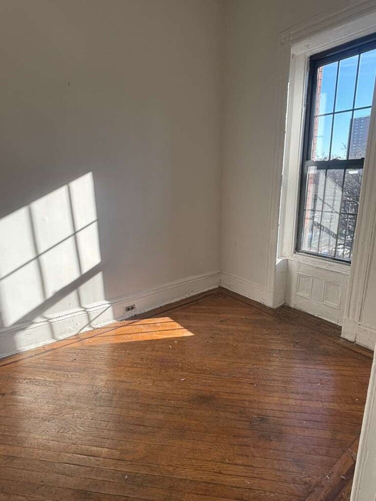 #4 photo, Brooklyn, Clinton Hill , NY 11205