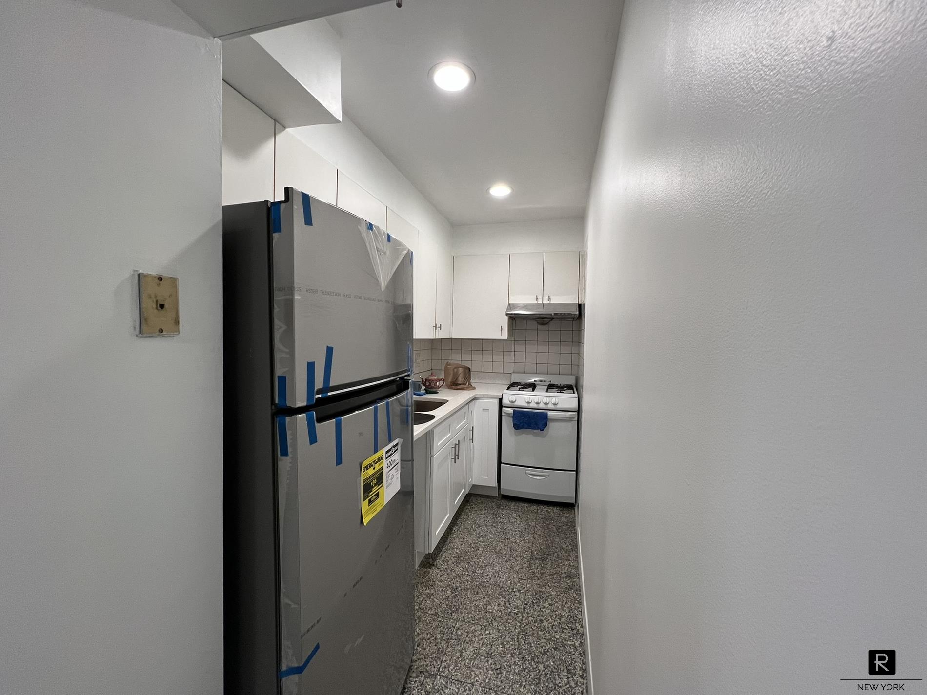 #3 photo, Rego Park, Rego Park , NY 11374